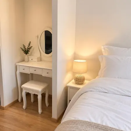 Le Confort Des Sorbiers - 4 Pers - Aux Portes De Metz Apartment